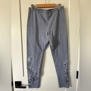 Gray Leggings with Floral Design